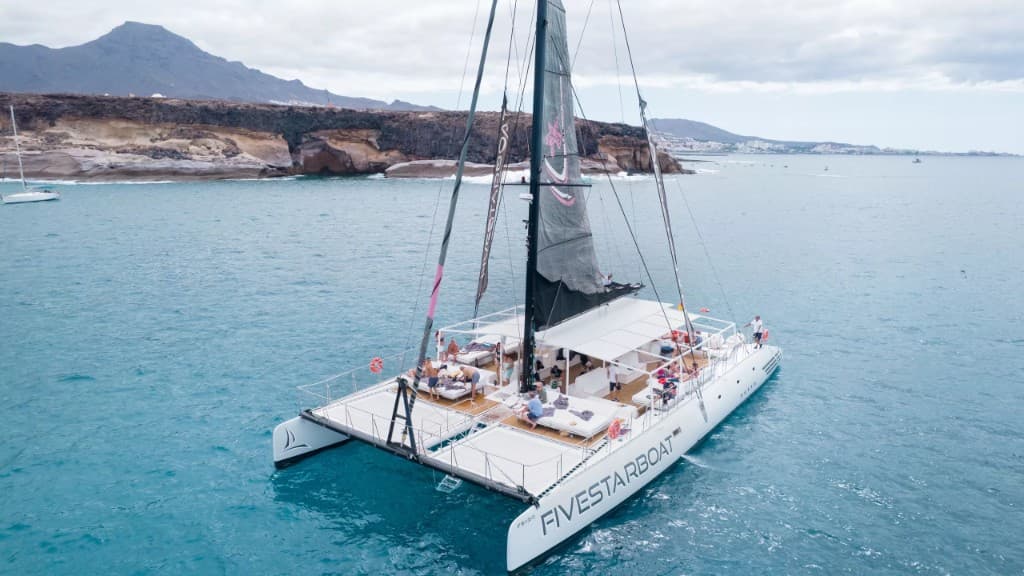 Five Star (Luxury Catamaran) – 2