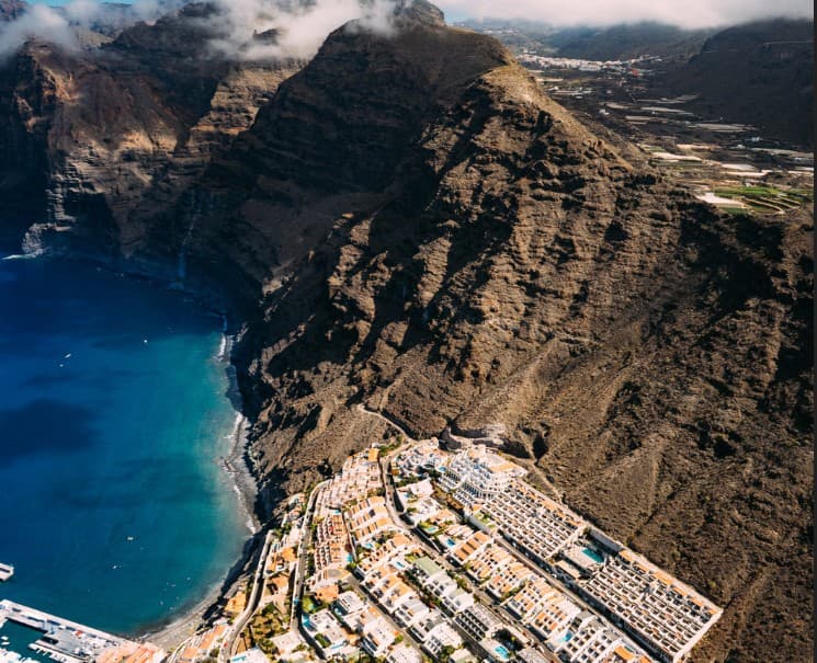 Los Gigantes | Cliffs of the Giants